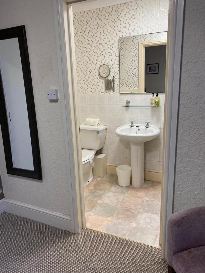 The Kingswood Guest House - Adult Only Weymouth Eksteriør bilde